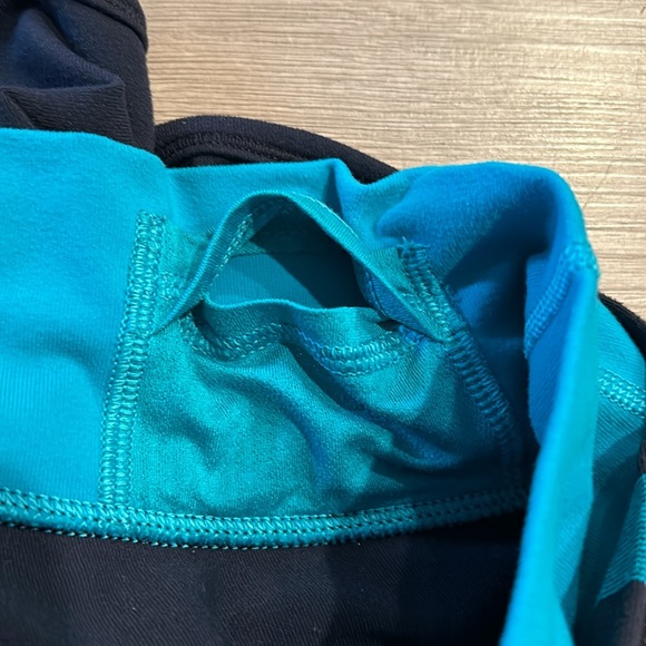 LULULEMON | Women’s Yoga Shorts - Picture 6 of 9